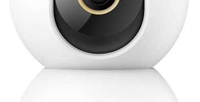 Presentación frente de la cámara de vigilancia Xiaomi C300 de color blanco